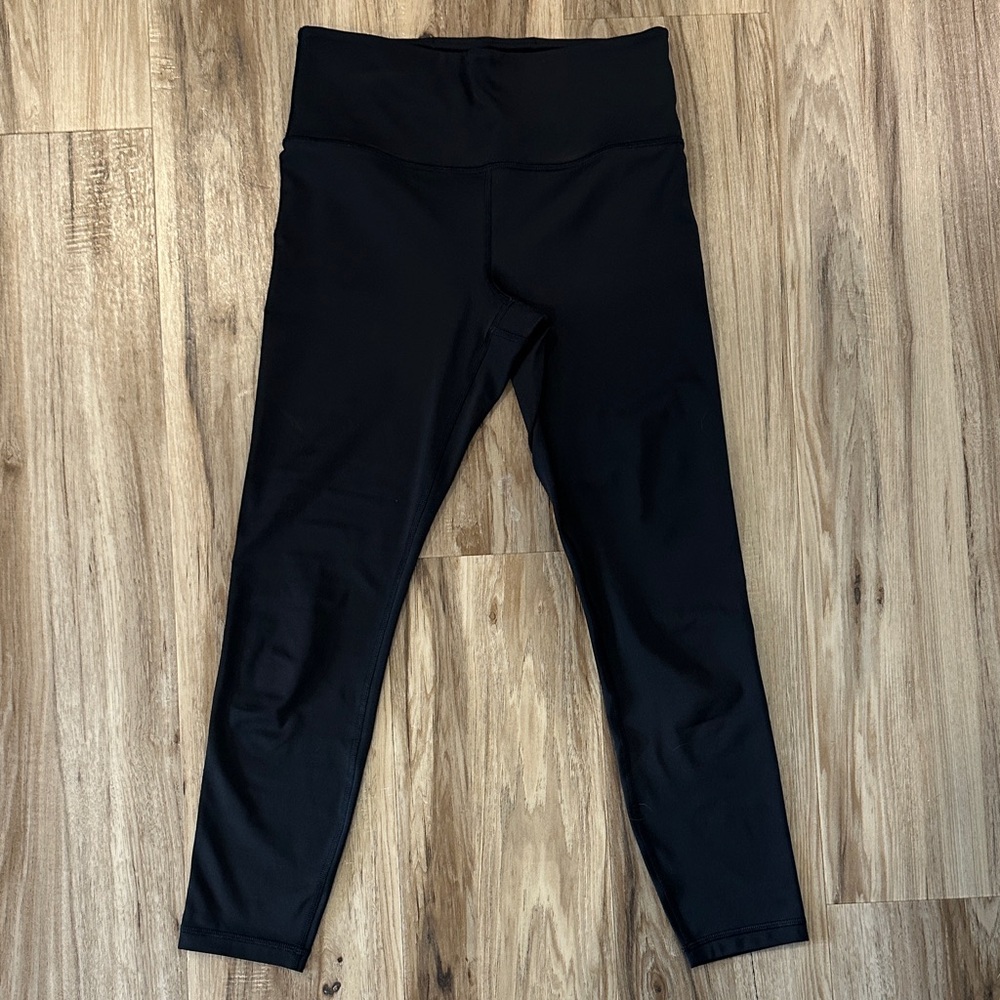 Athleta Black Women's Leggings - elation train 7/8 tight